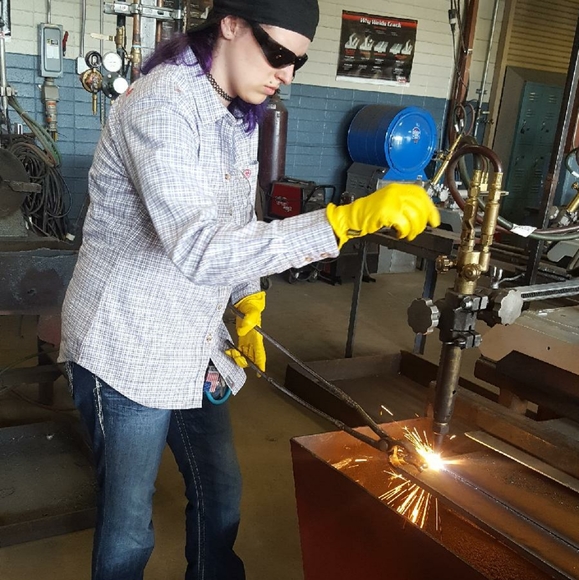 Meet your Posher, Bambi - Picture 2 of 4